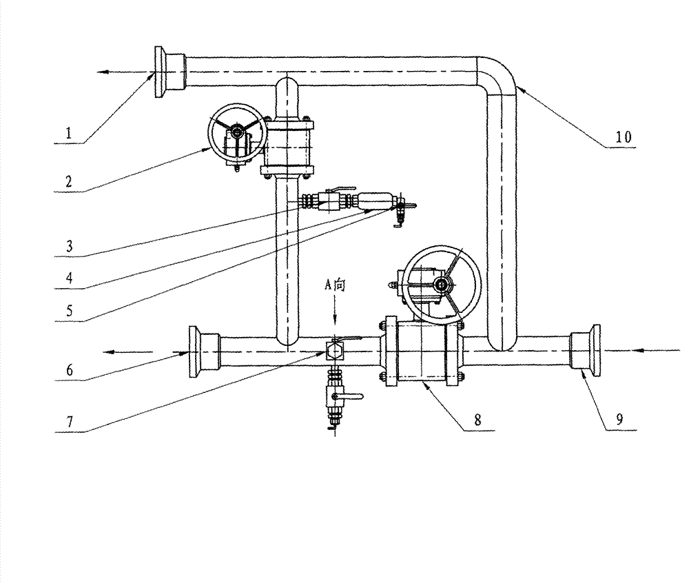 Bypass tertiary oil recovery online sampling device