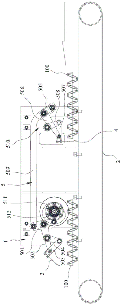 An orderly feeding mechanism for conveying line