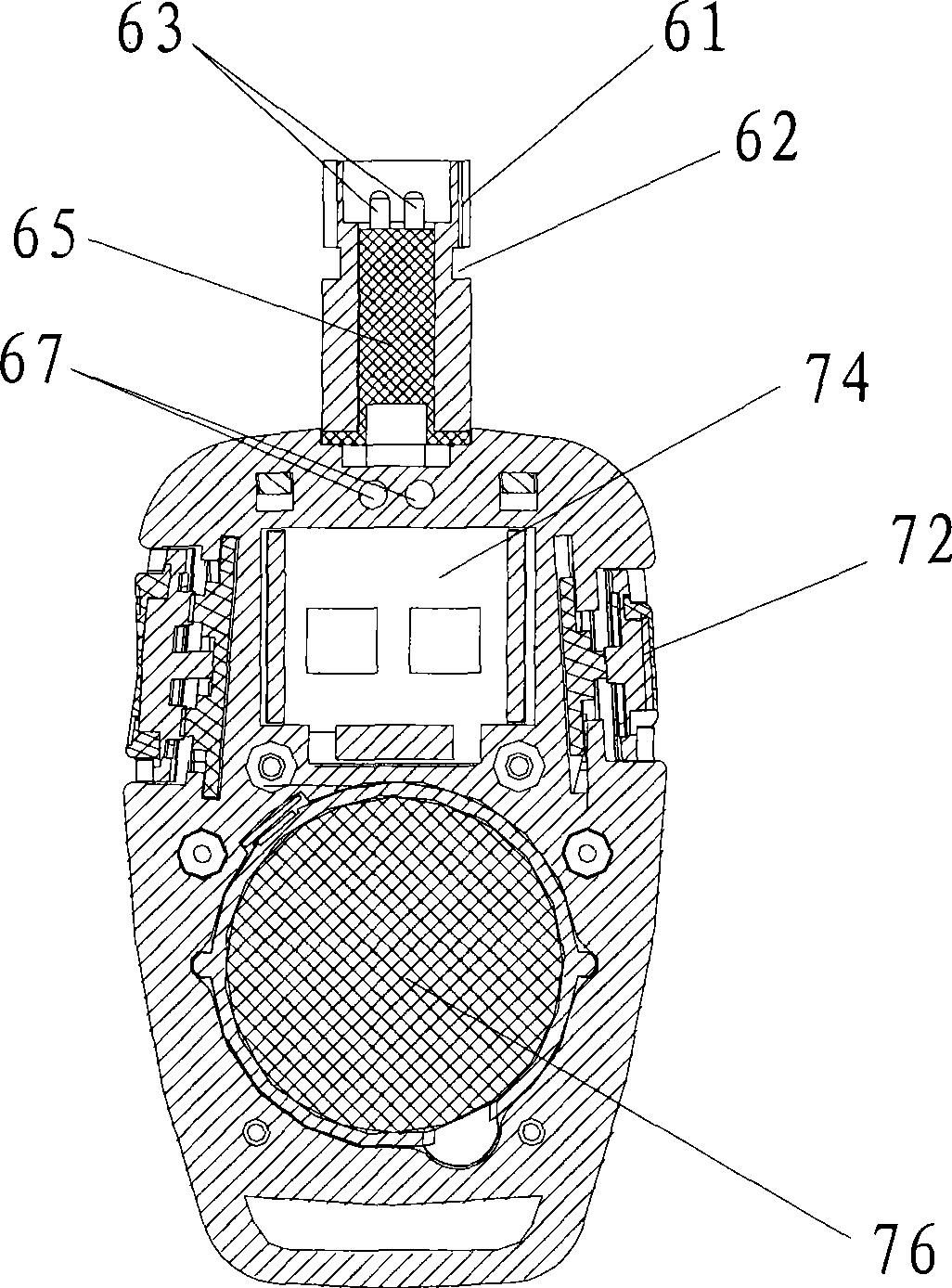 Electronic lock core with clutch device and electronic lock system therewith