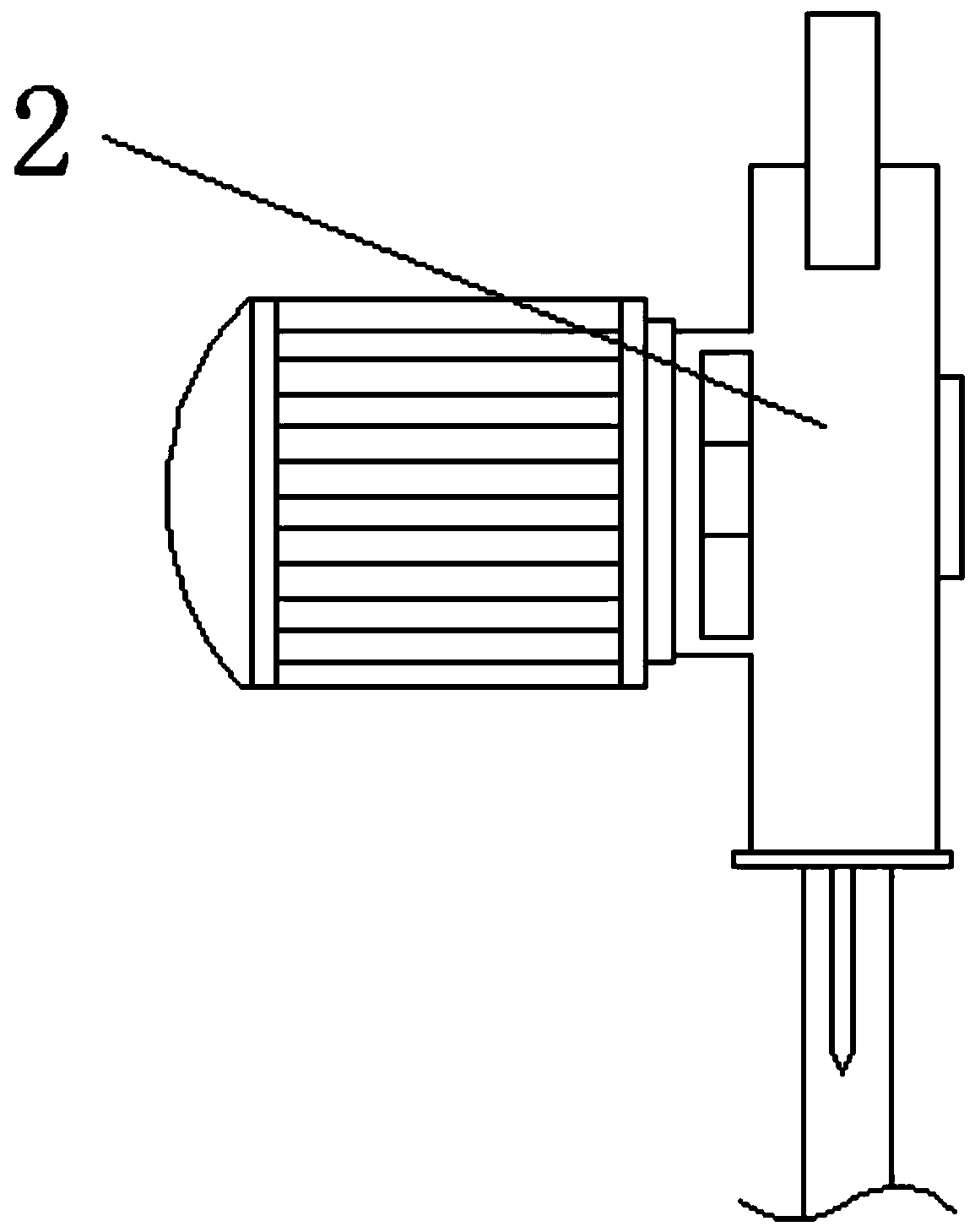 Wood cutting machine capable of preventing wood chips from scattering and fixing wood