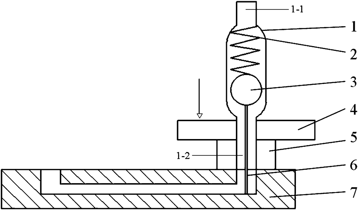 Quick connector of microfluidic system