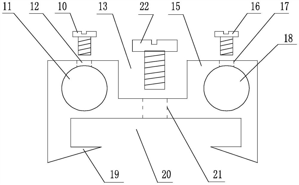 A method for live connection in a low-voltage cable branch box