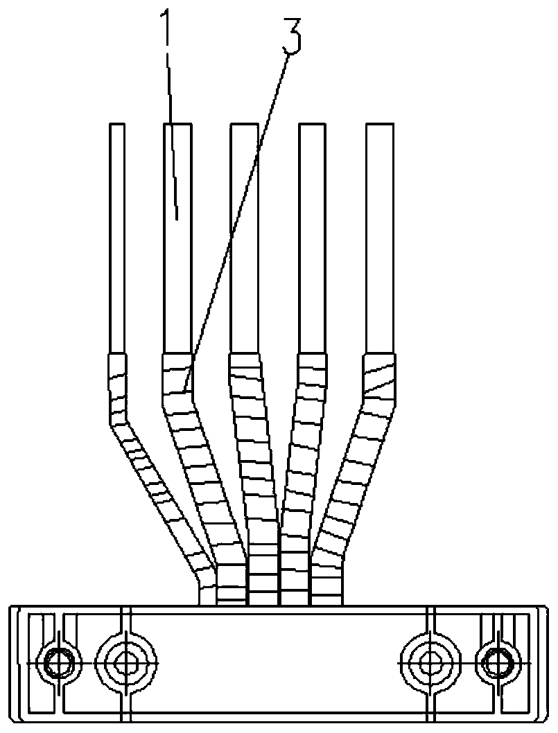 Snap-type unwound insulator for dense busway conductor