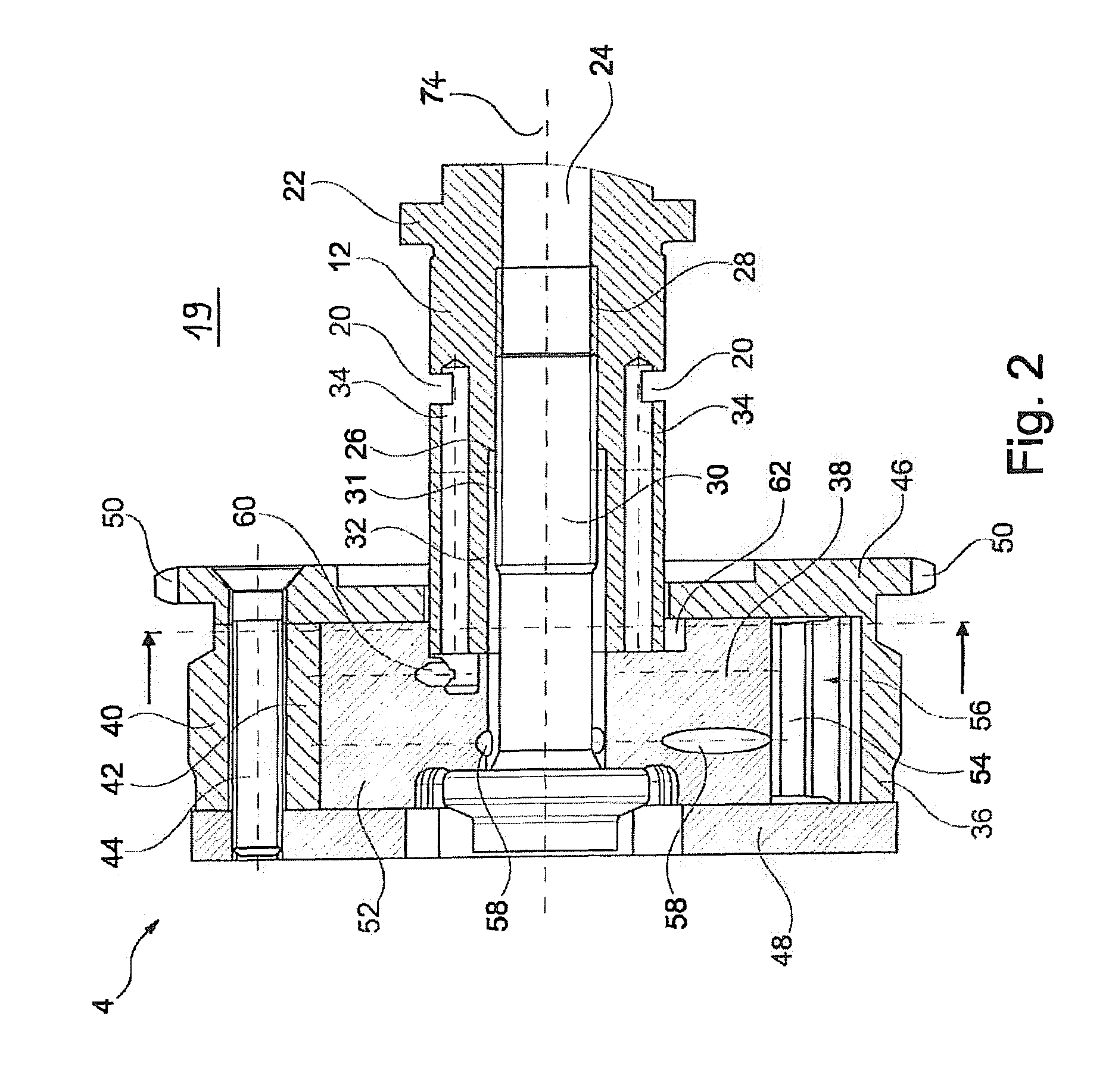 Camshaft adjusting device