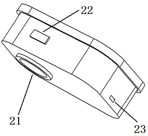 Respirator capable of monitoring and indicating service life of filter element