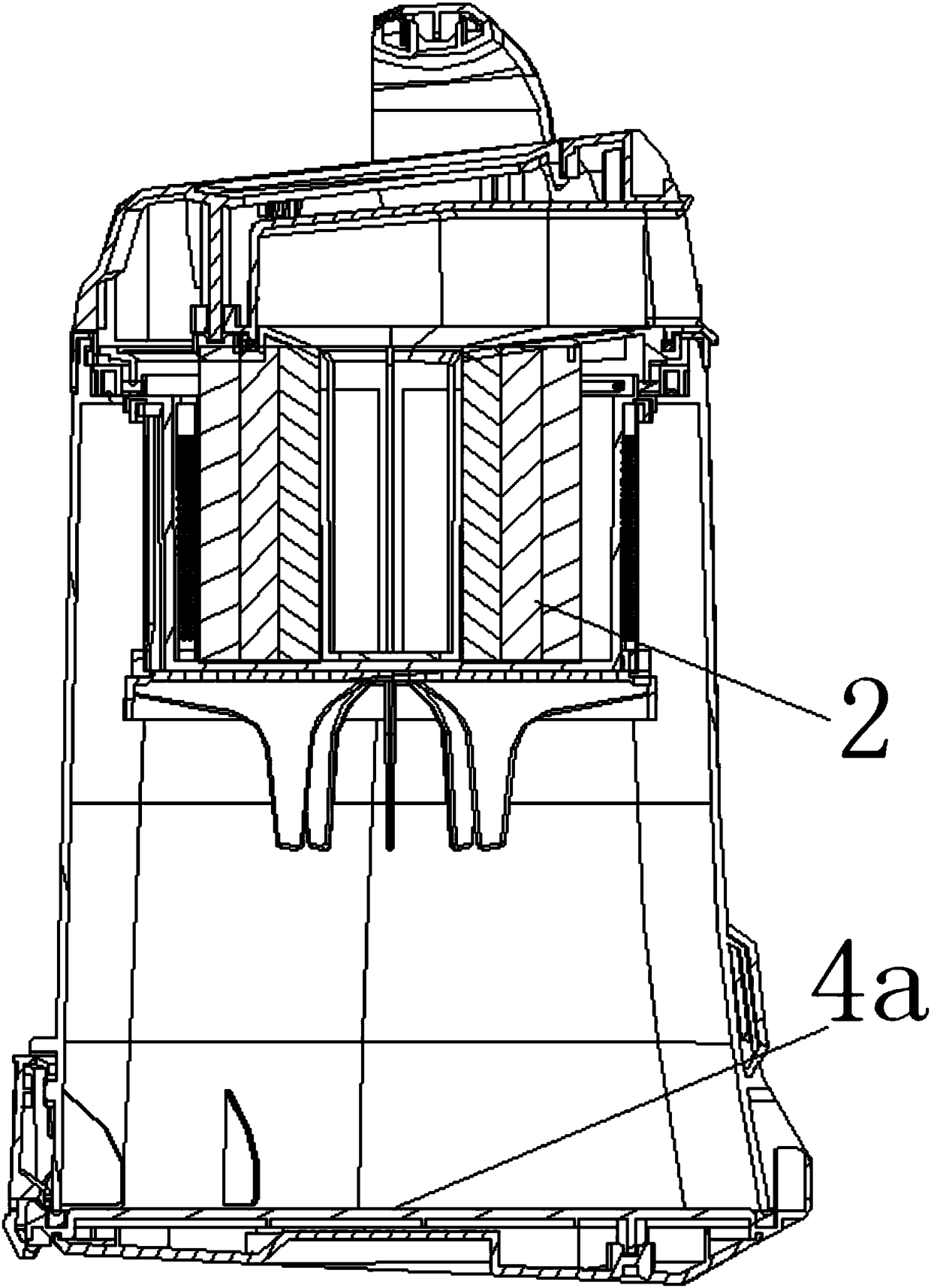 Dust cup with no dust and dust collector thereof