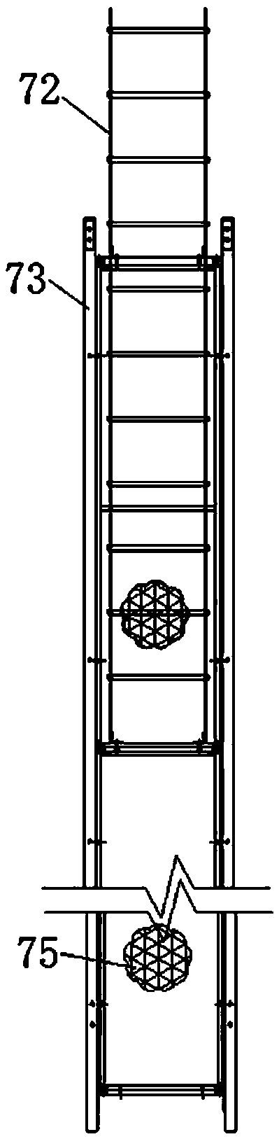 Super high-rise core tube wall body builder escape-climbing-cage