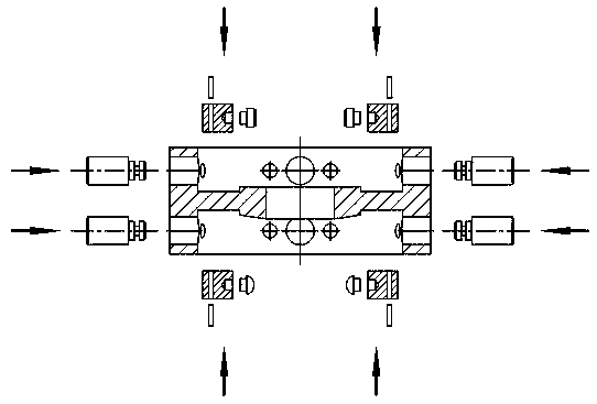 Centering adjustment device and adjustment method