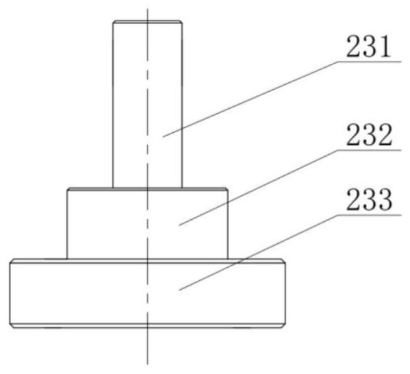 Floating taper sleeve centering clamp