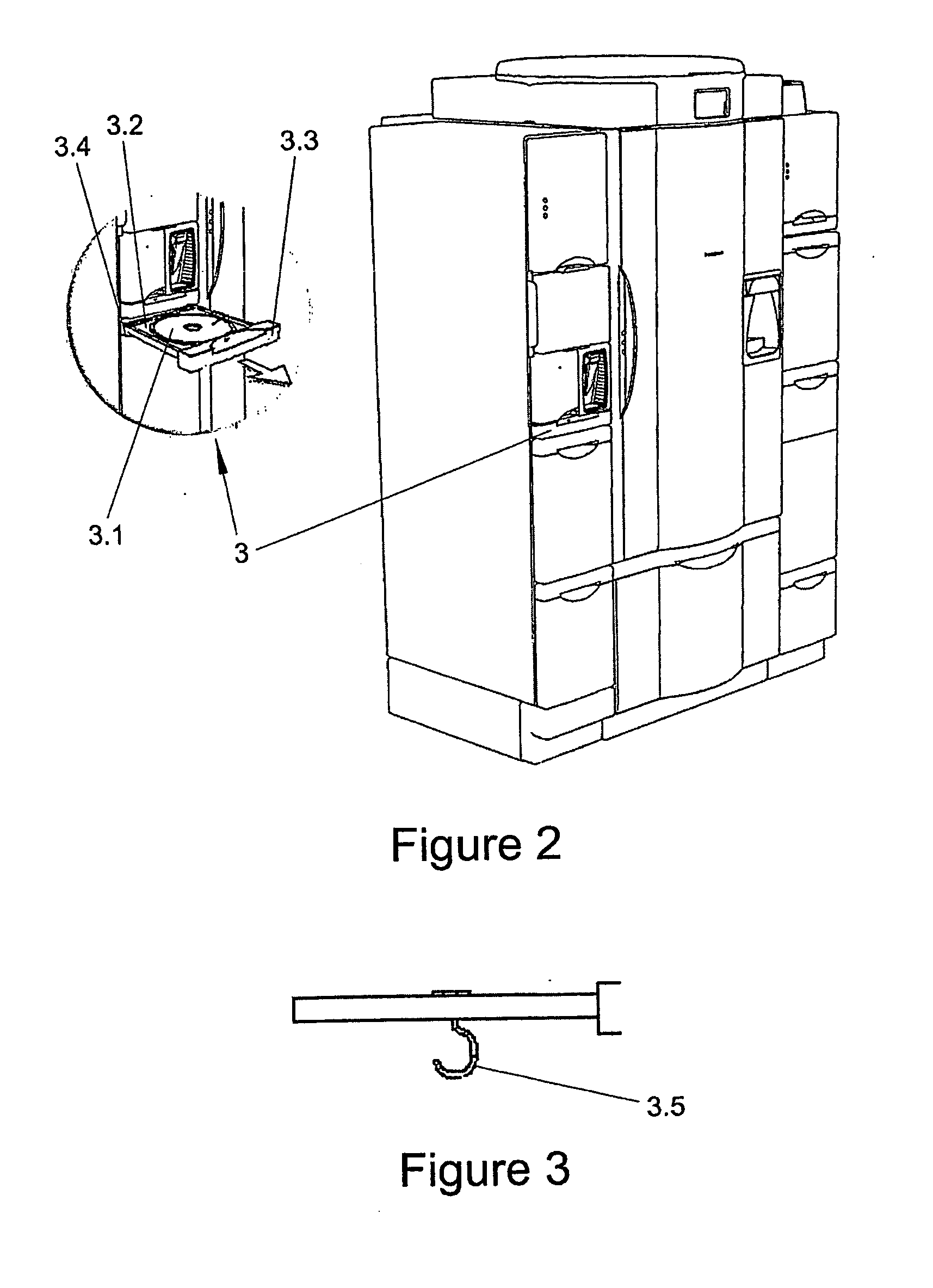 Refrigerator capable of stock monitoring by providing ideal storage conditions
