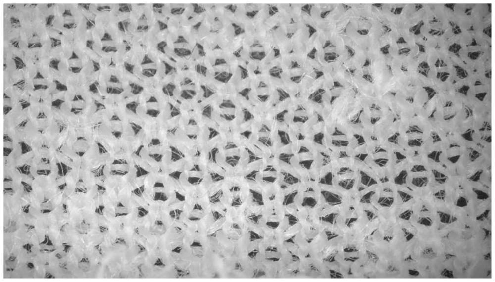 Manufacturing method of antibacterial PET fabric containing modified nano-zinc oxide
