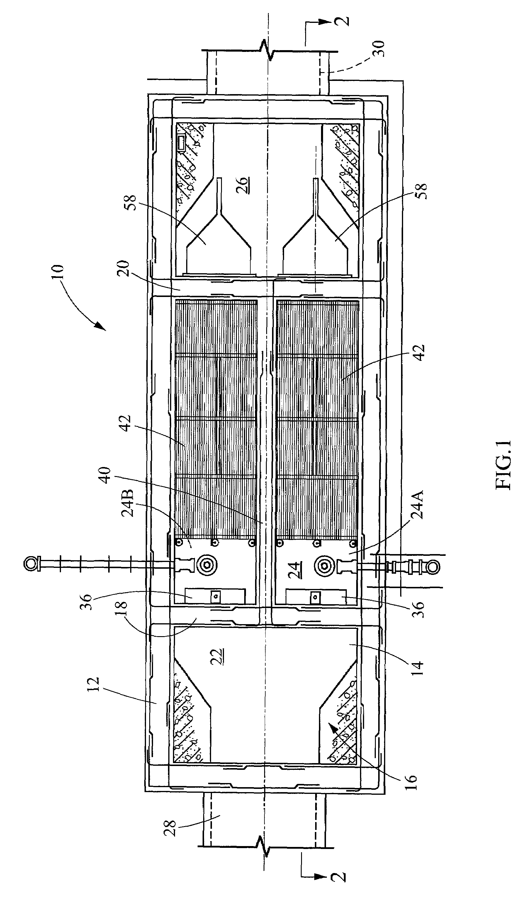 Apparatus and method for the removal of solids and floatables from a wastewater stream