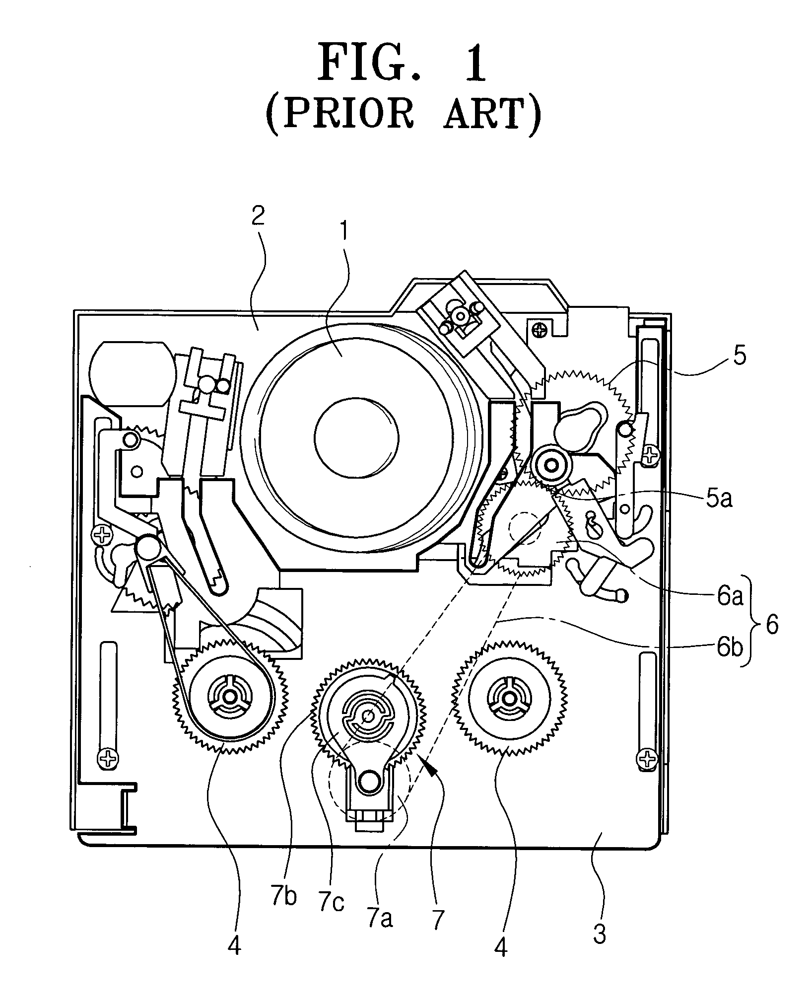 Reel clutch of a tape recorder