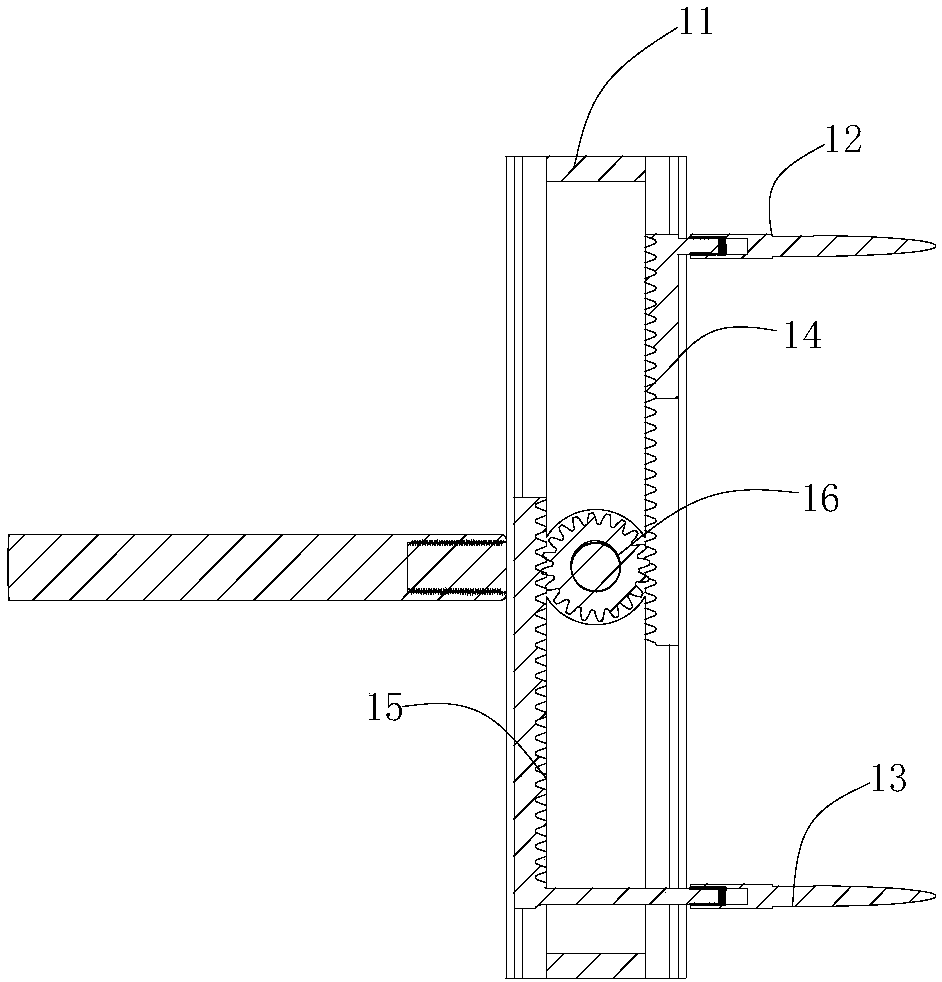 Fruit and vegetable clamping device