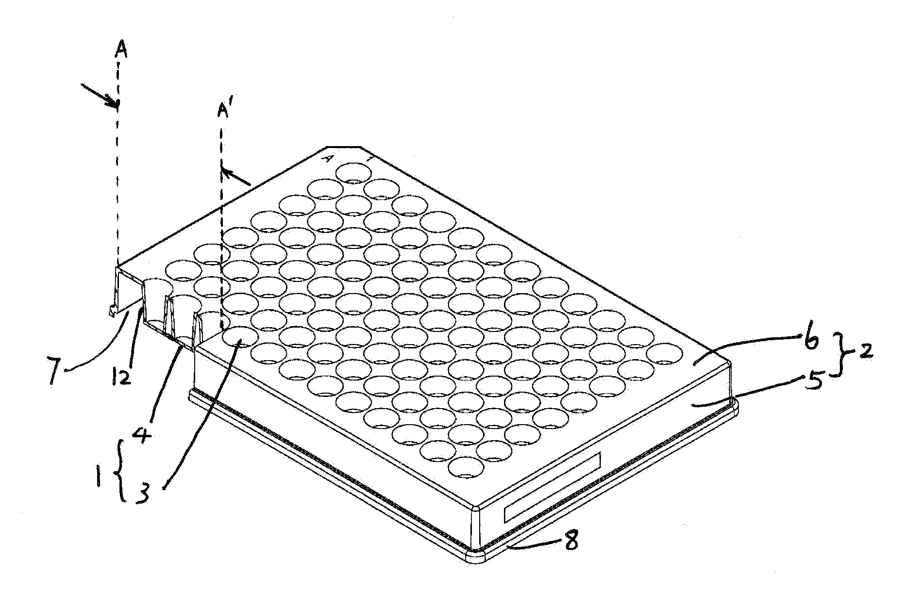 Microplate with fewer peripheral artifacts