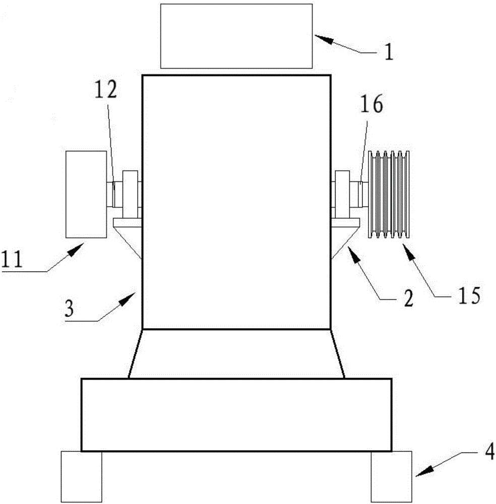 Hammer type crushing machine convenient and quick to disassemble