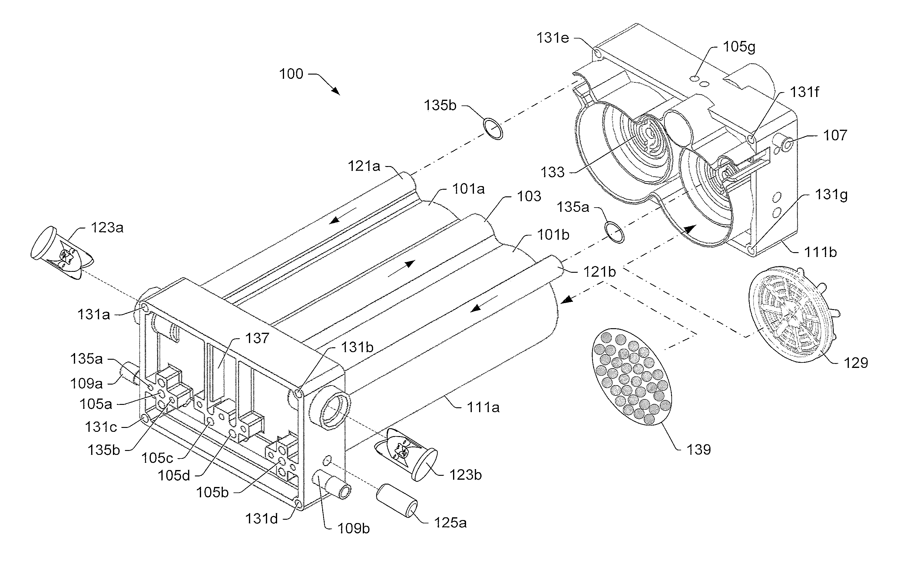 Oxygen concentrator apparatus and method of delivering pulses of oxygen