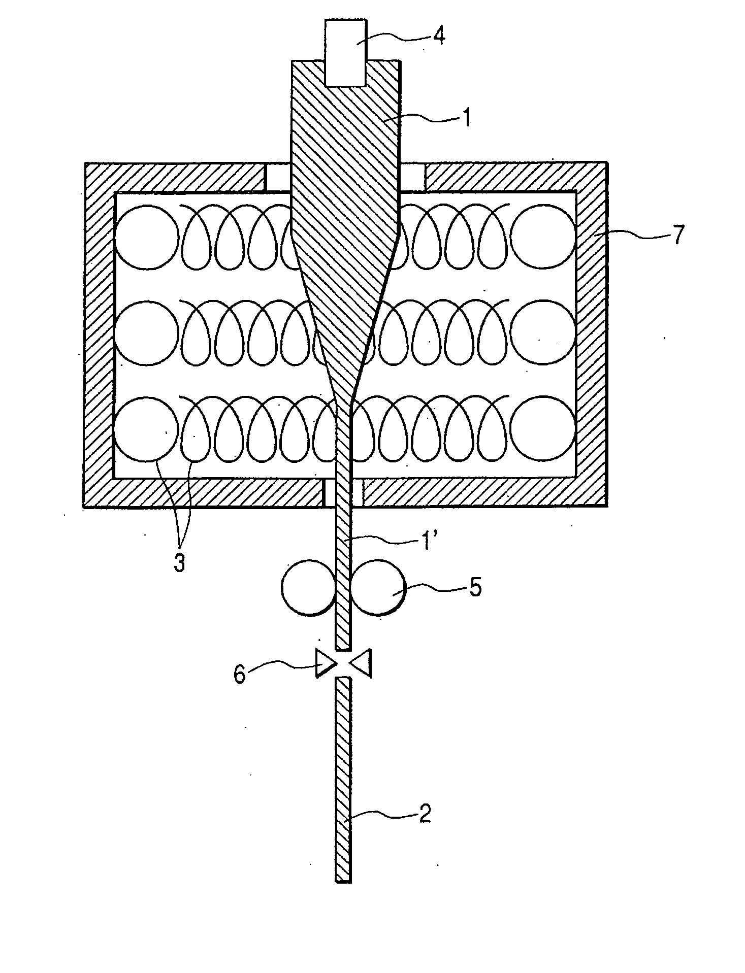 Heating and drawing apparatus and method of manufacturing glass spacer using the same