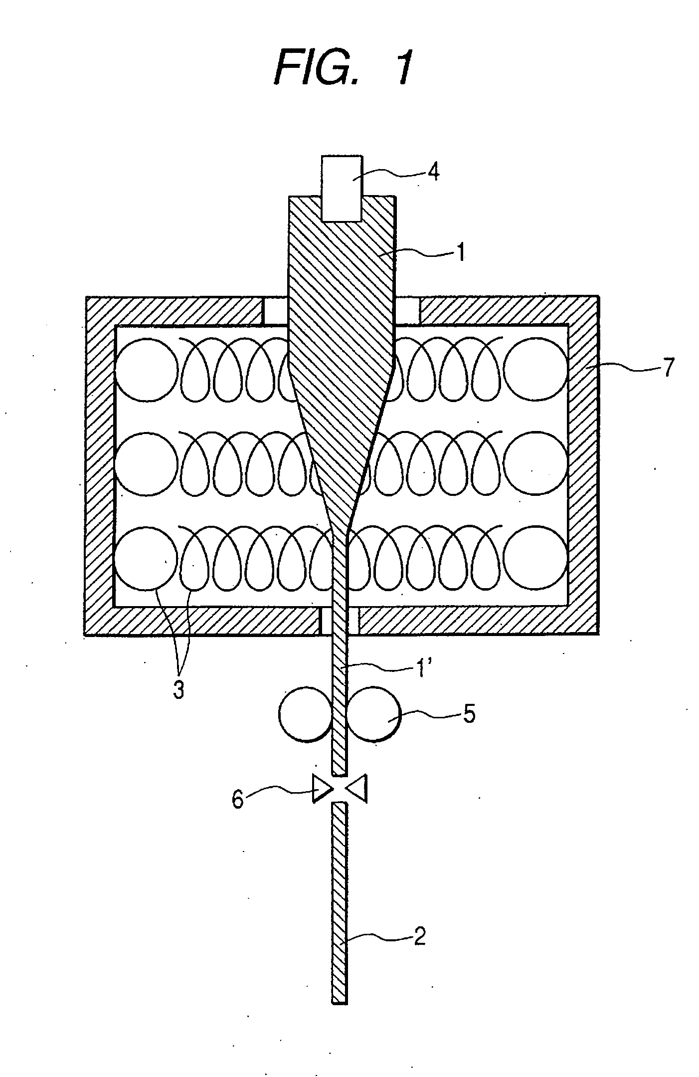Heating and drawing apparatus and method of manufacturing glass spacer using the same