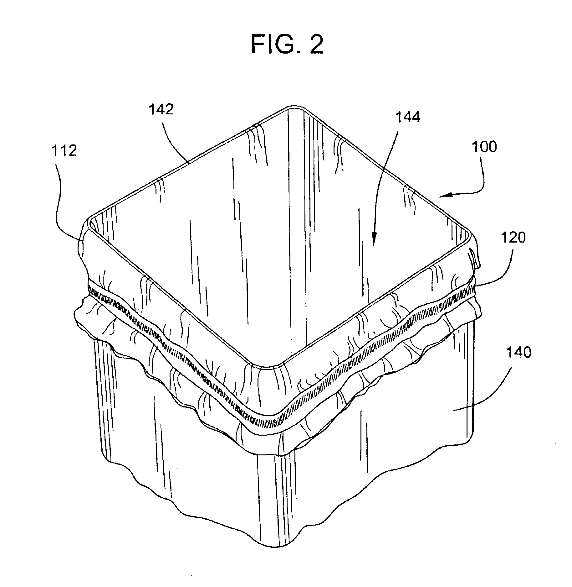 Bag with elastic strip and method of making the same