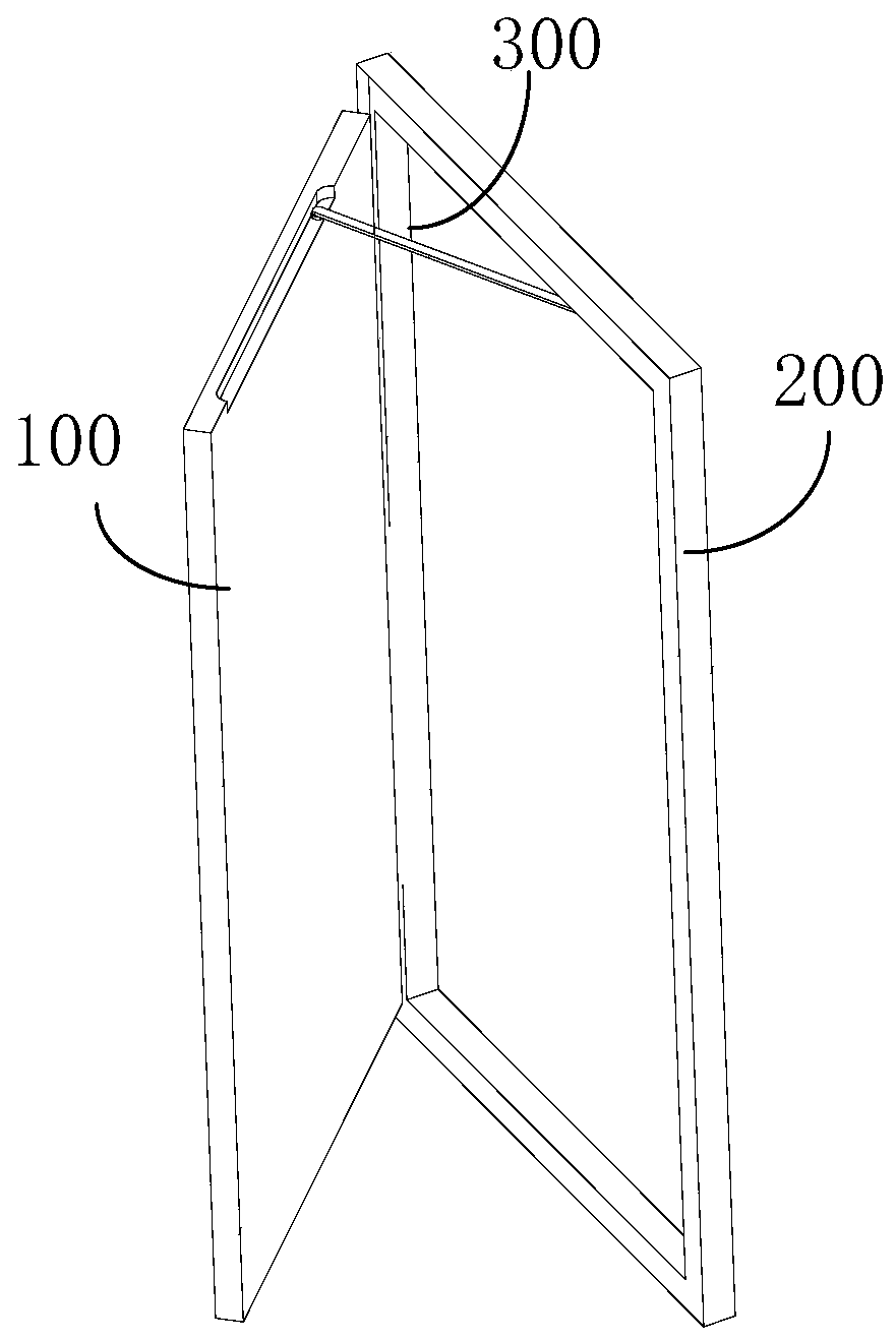 Electronic door lock and door with automatic charging device