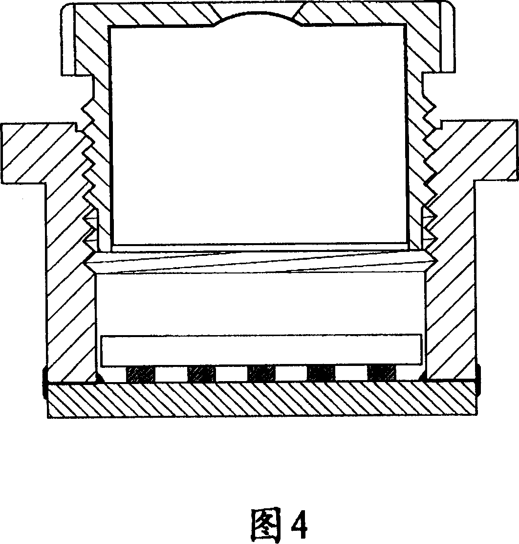 Structure for preventing glue leakage of lens base