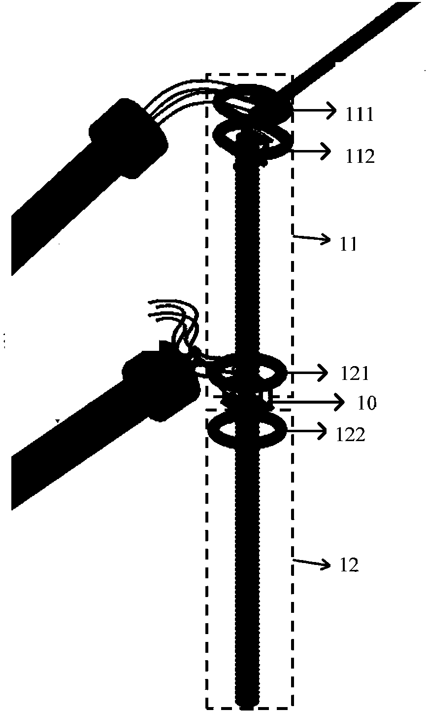 Assembly comprising supporting insulator and equalizing rings