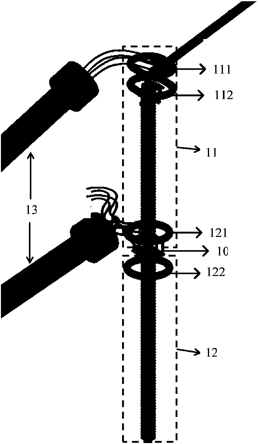 Assembly comprising supporting insulator and equalizing rings