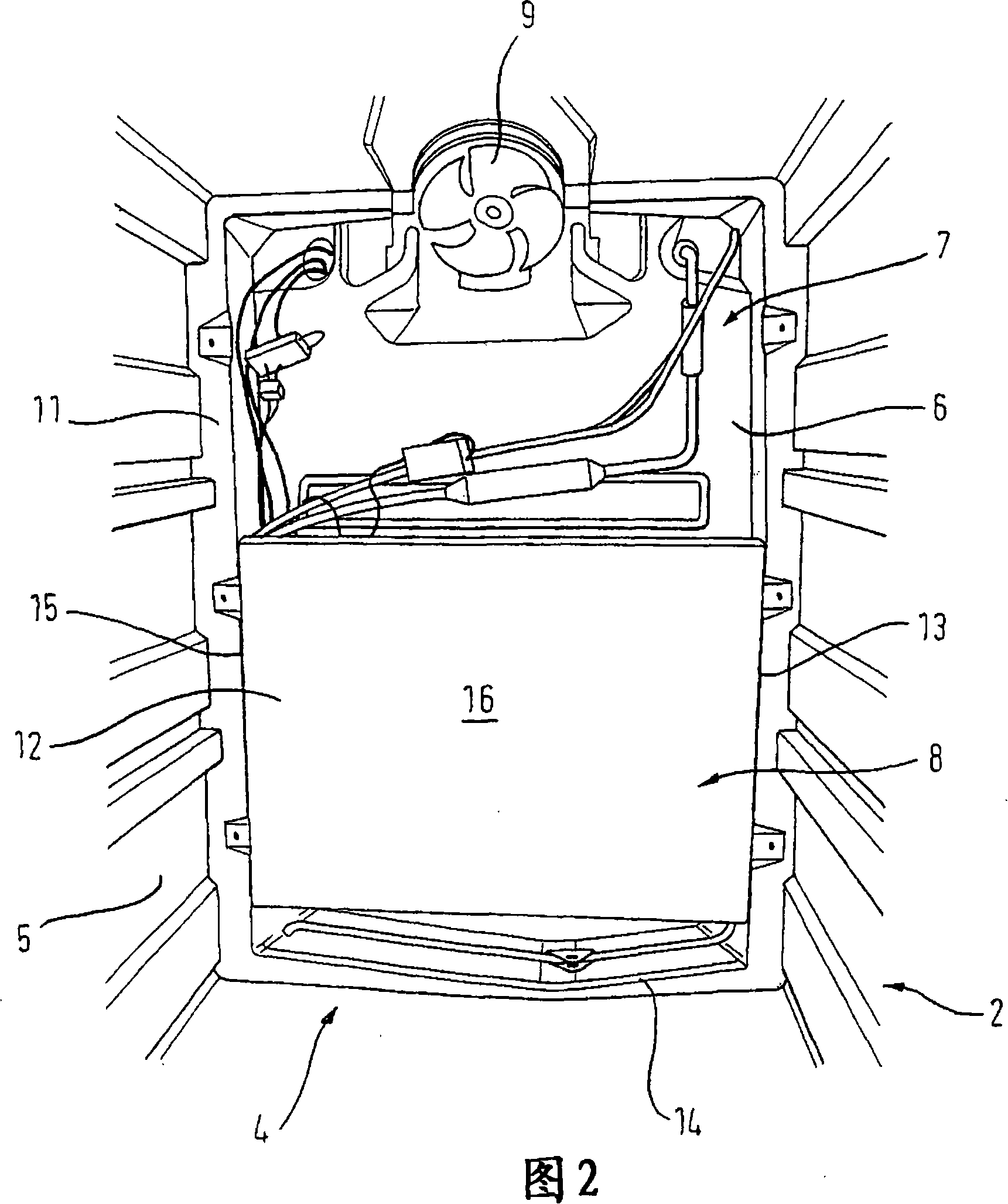 Refrigerator and/or freezer