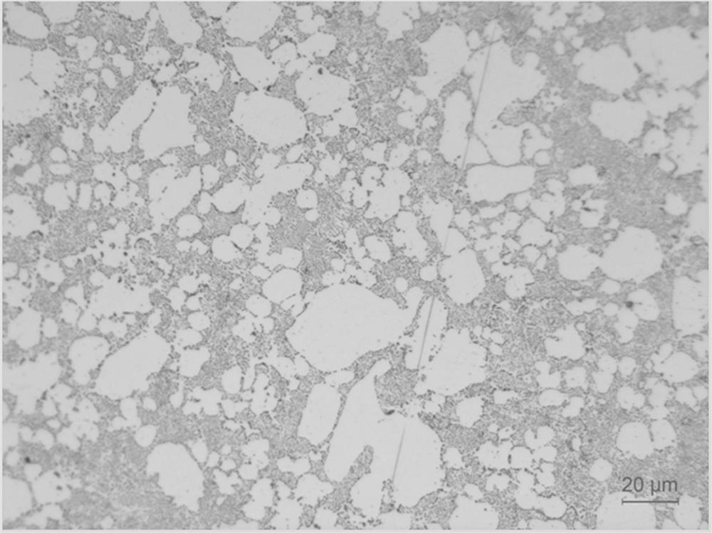 High-toughness corrosion-resistant aluminum alloy and heat treatment method thereof