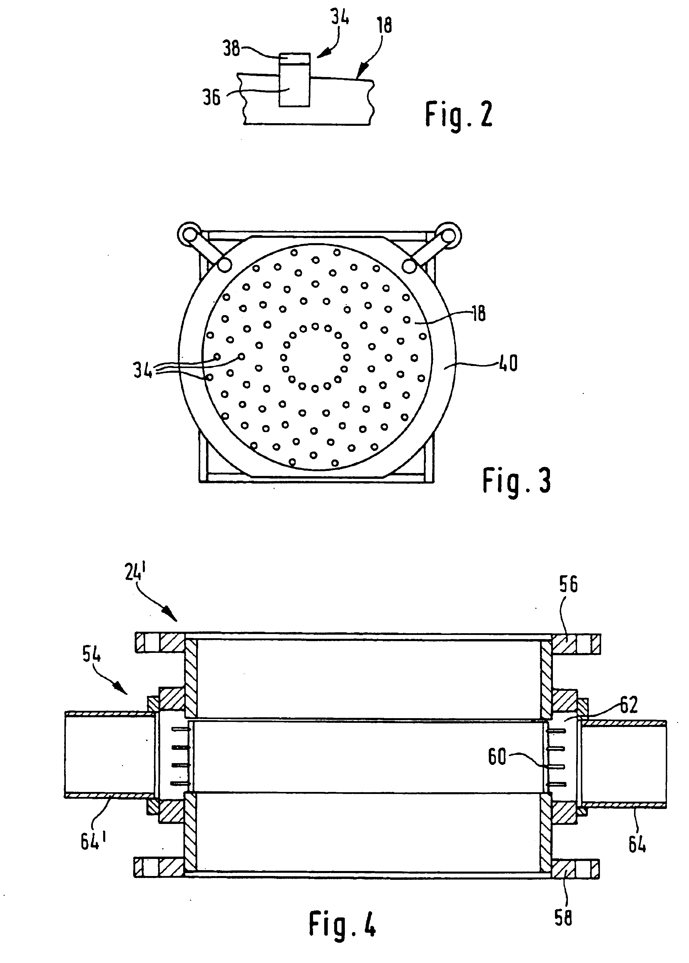 Tank for draining a granular material/liquid mixture