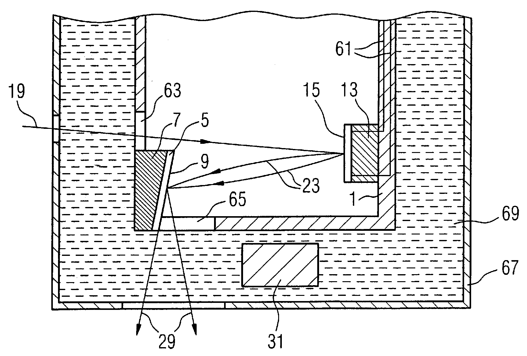 X-ray radiator with a photocathode irradiated with a deflected laser beam