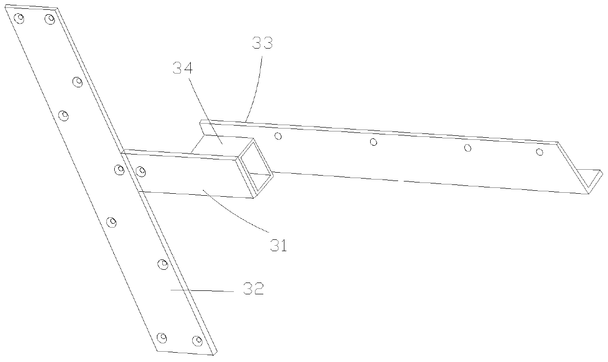 Vertical piano with middle disc independent support brackets and production method