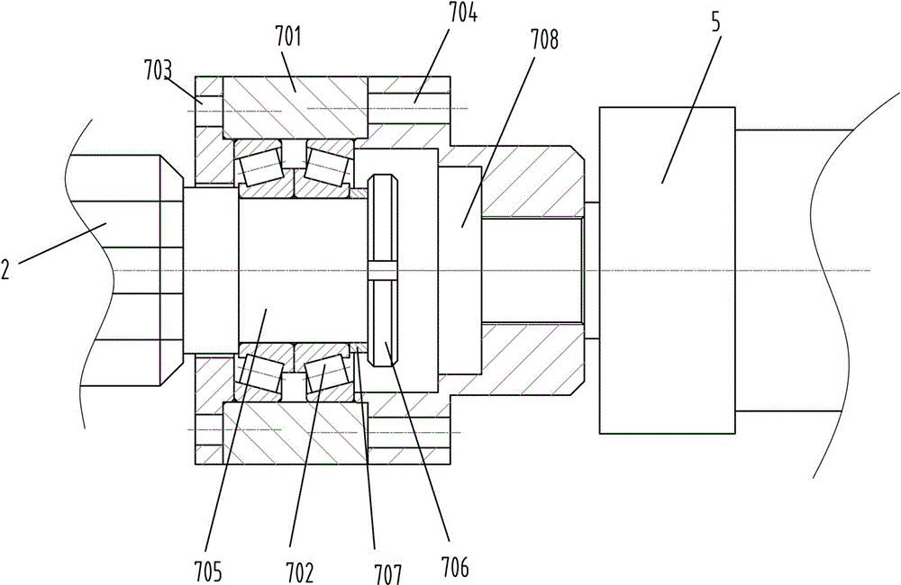 Pipe end flattening feeding structure