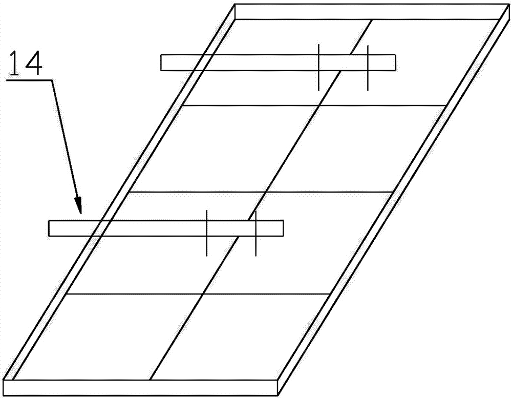 A rapid explosive welding device for distributing explosives