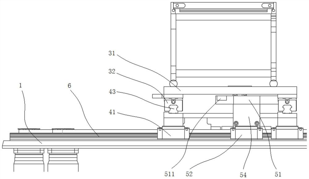 Material tray moving device