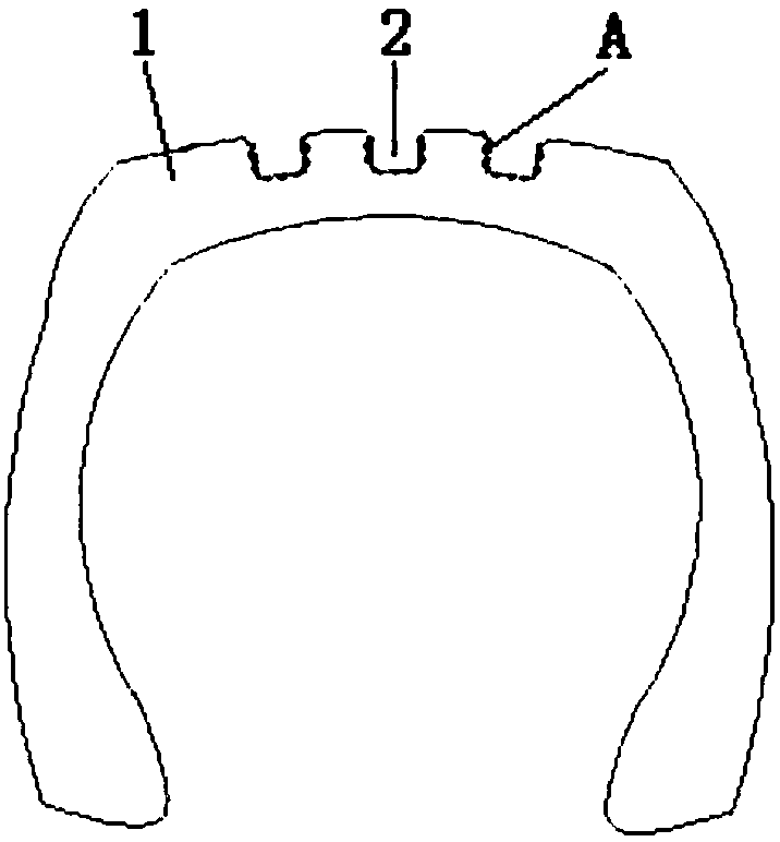 A snow tire groove with a bionic non-smooth pattern