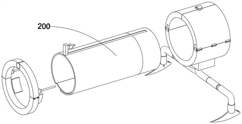 Energy-saving underwater communication equipment