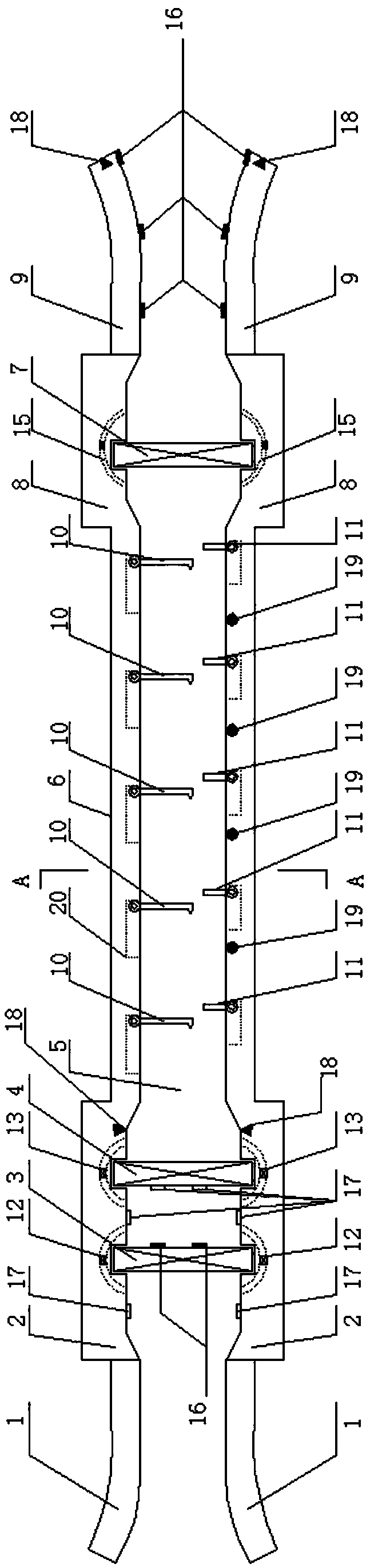 Ship lock combined with vertical crack type fishway and using method thereof