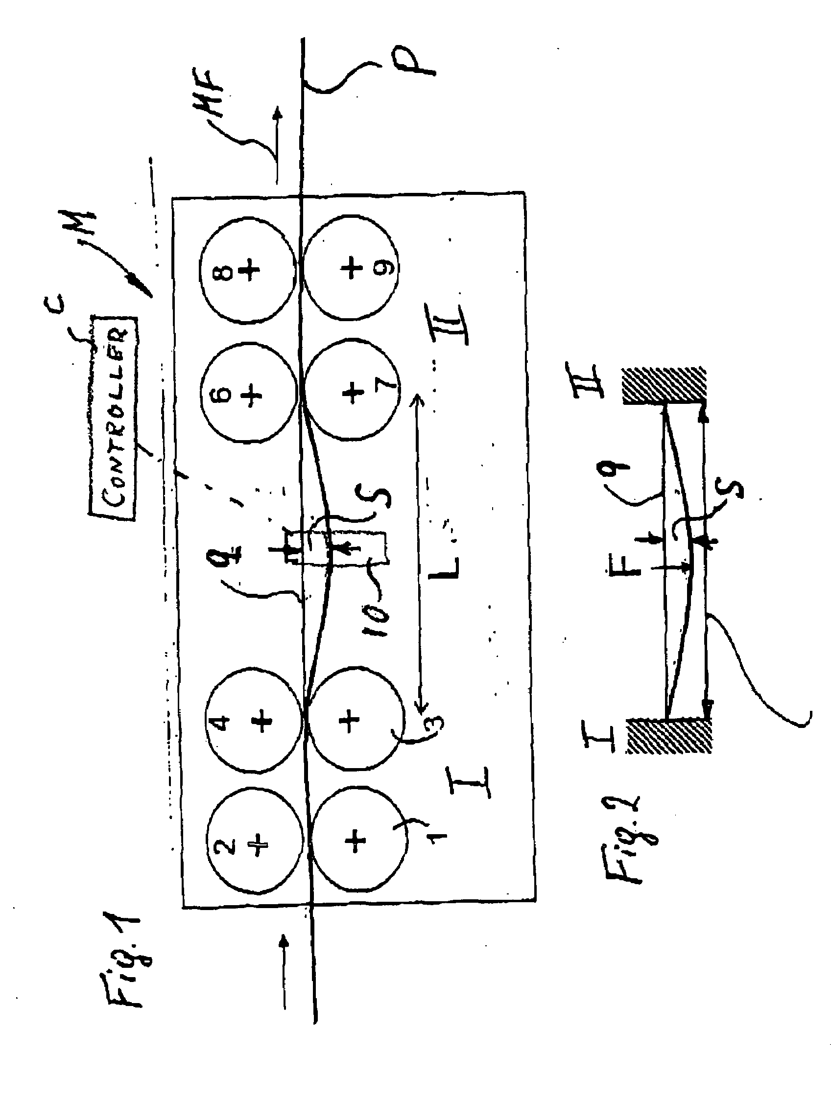 Measuring straightness of an elongated rolled workpiece