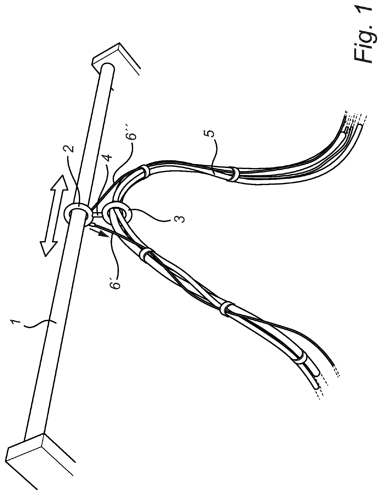 Suspension device for cables and tubings
