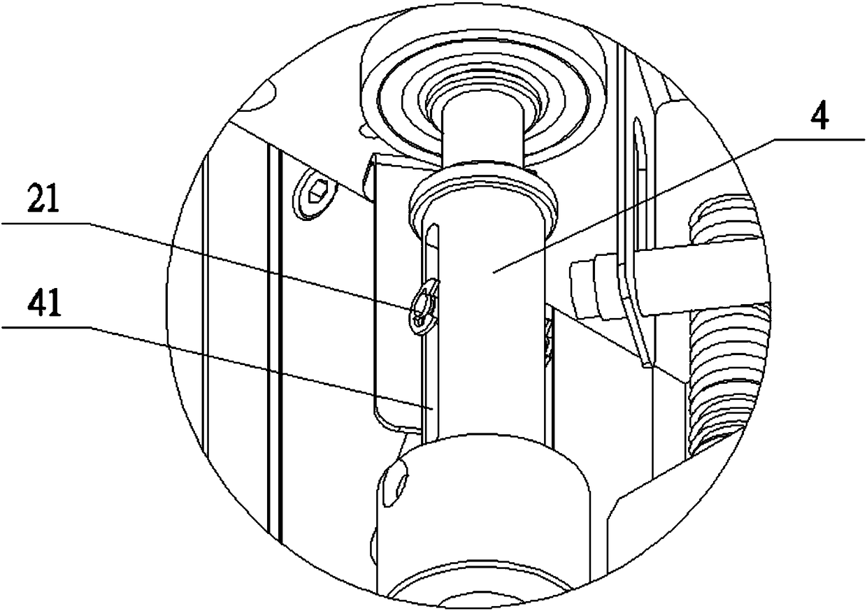 Adsorbing and pinching mechanism and screw machine comprising same