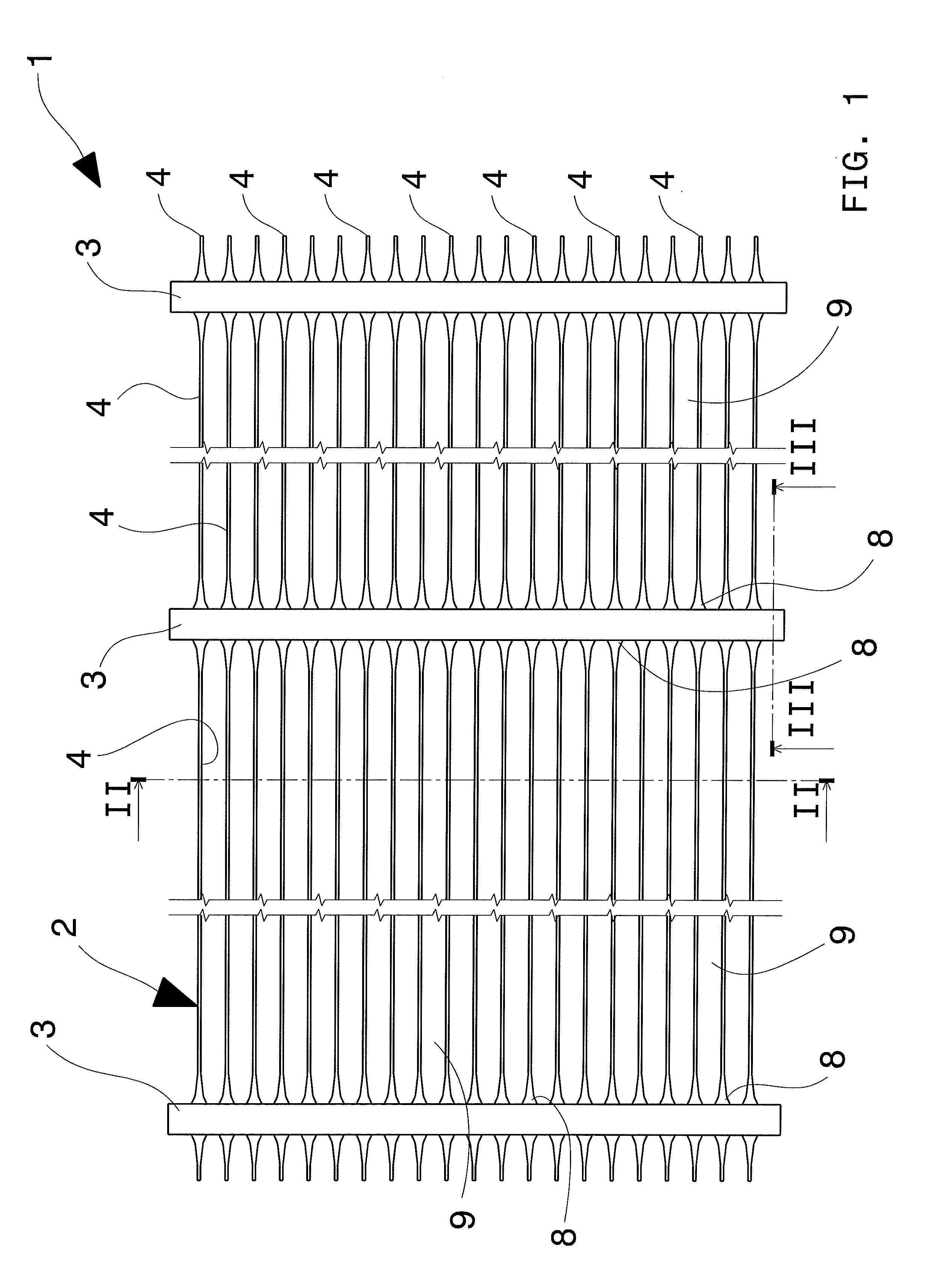 Reinforcing net structure for geotechnical applications, use of the reinforcing net structure, and a method for production of the reinforcing net structure