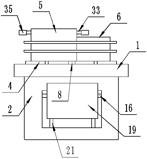 Chicken coop device capable of being automatically cleaned for livestock breeding