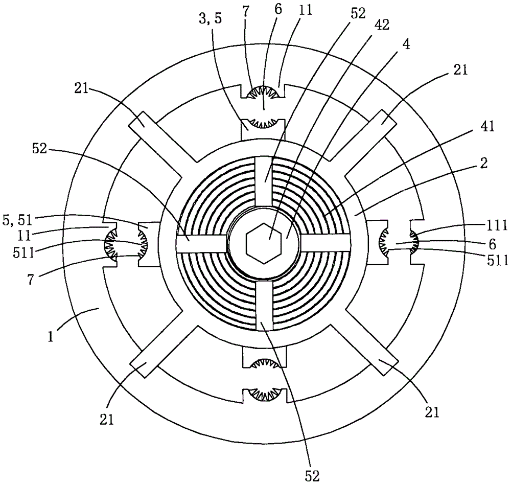 High-voltage power connection fitting with relatively good wire clamping fastness