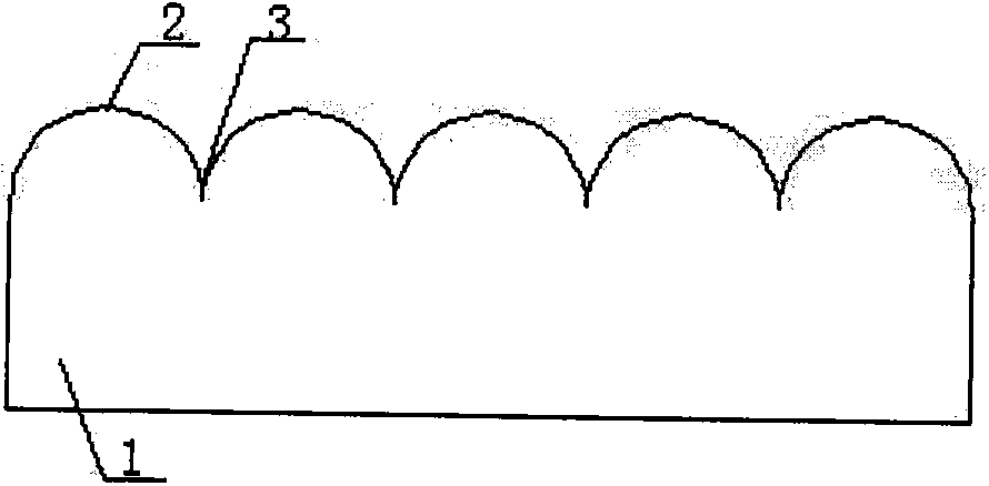 Convex lens corrugation type solar cell silicon substrate and manufacturing process thereof