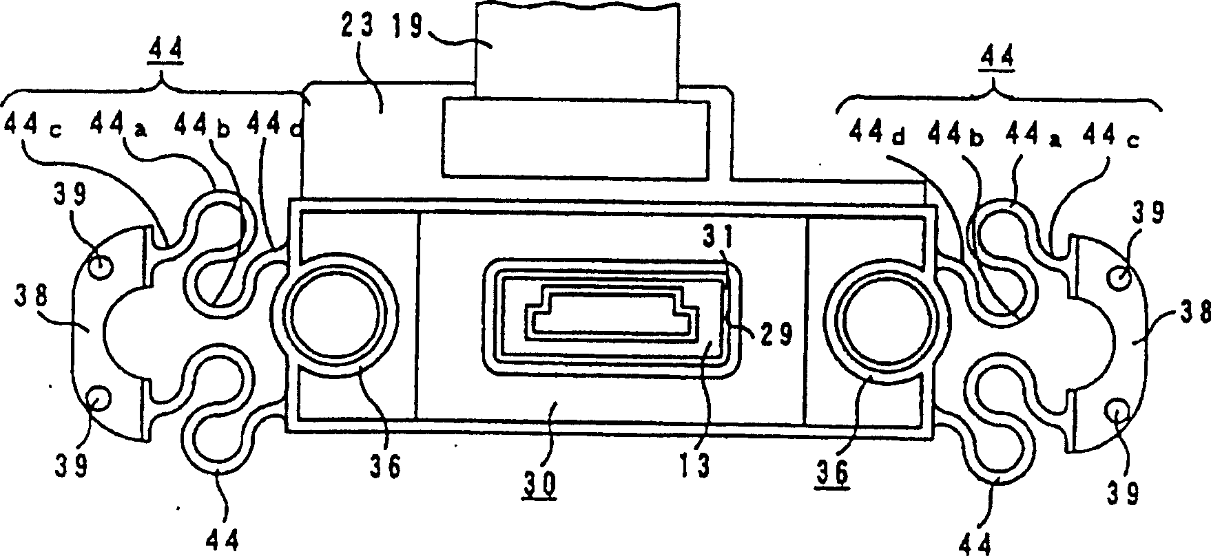 Connector with floating structure