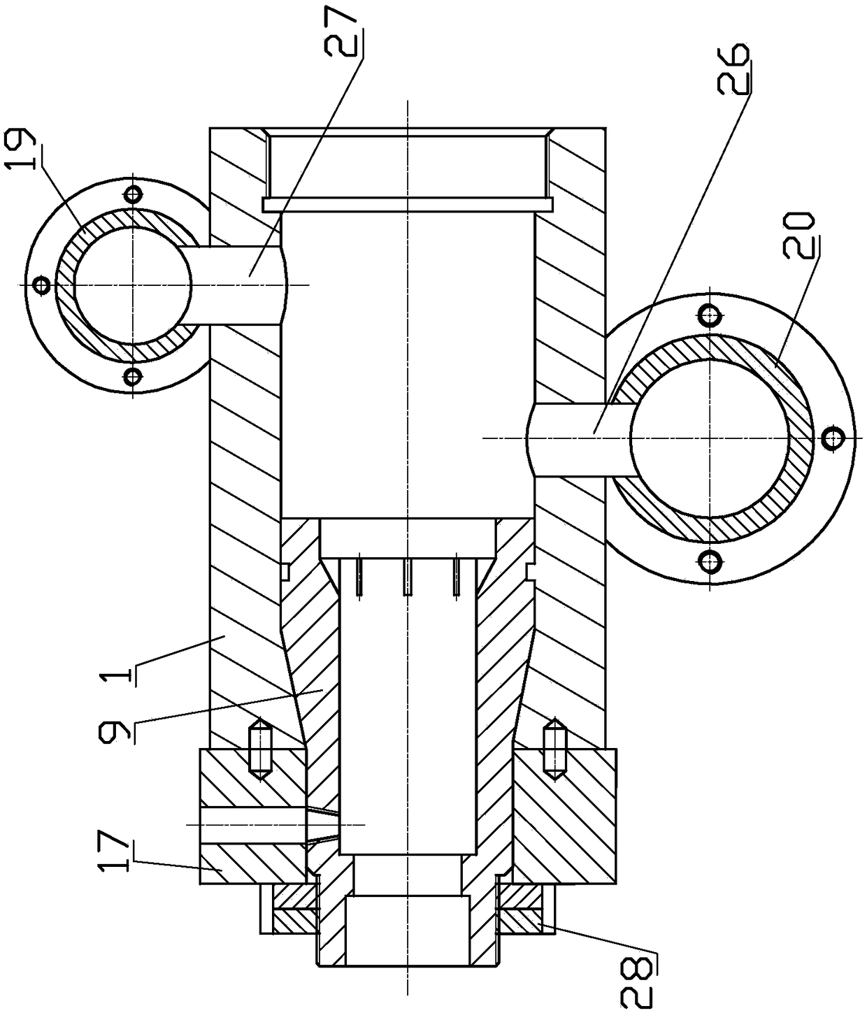 Fluid end of culvert body and pump body and machine body series combined structure