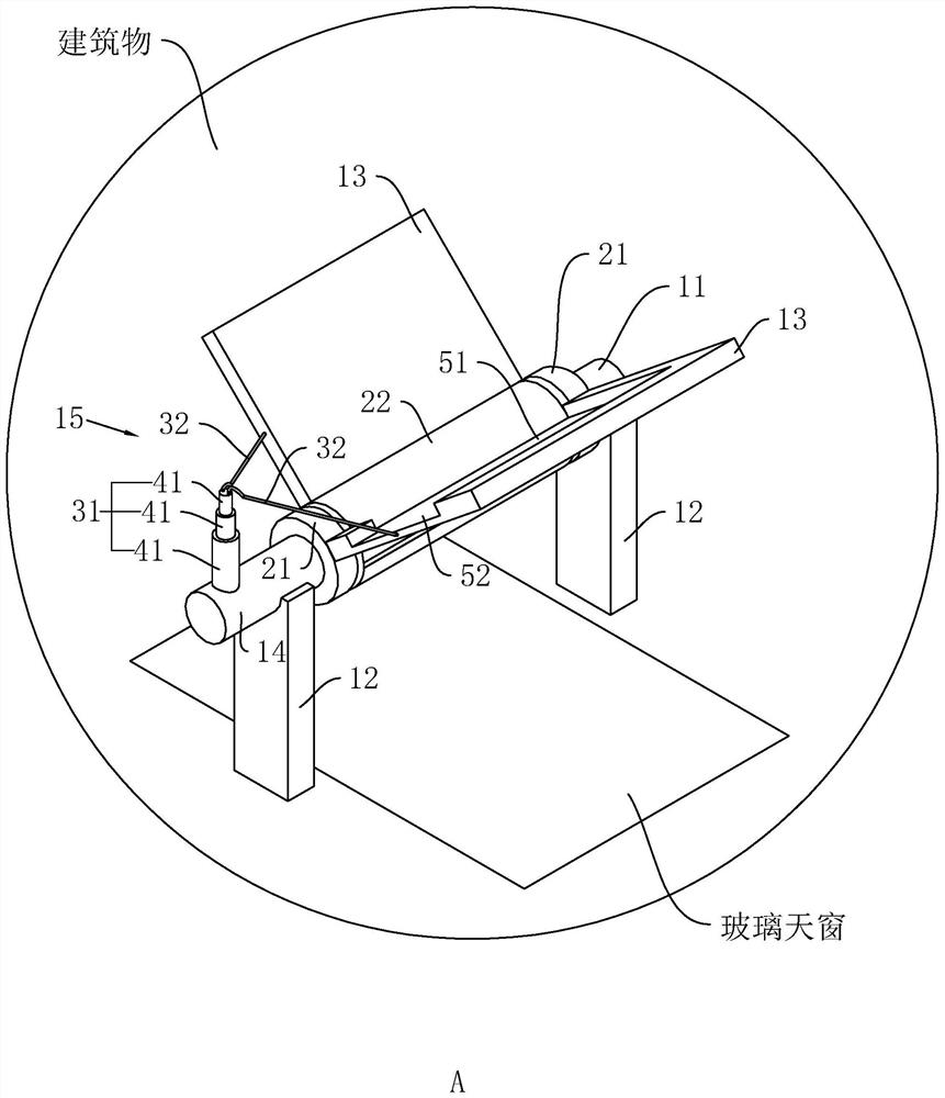 Device for adjusting the amount of light entering the glass skylight