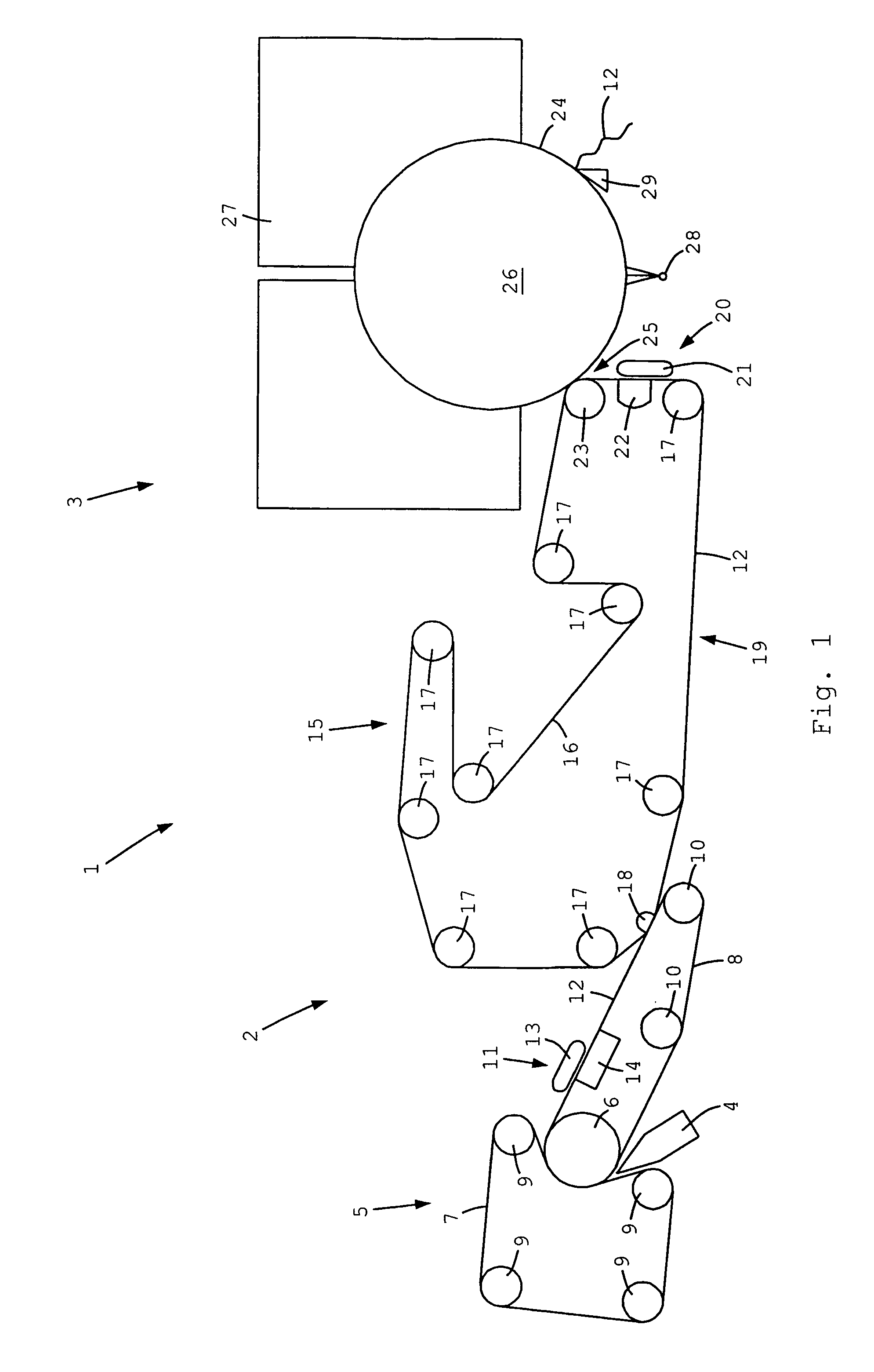 Paper machine and method for manufacturing paper